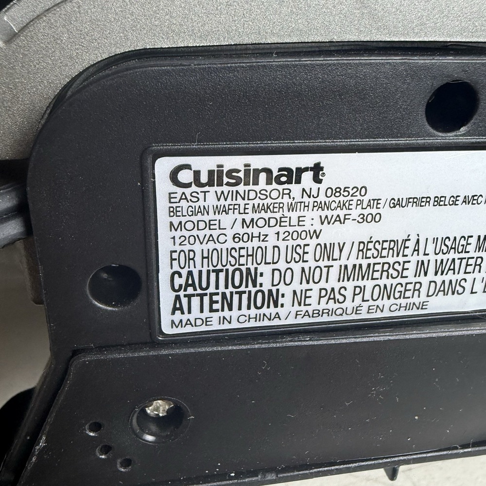 Cuisinart WAF300 1200 W Belgian Waffle Maker - Stainless Steel Non-Stick Works - Picture 9 of 9